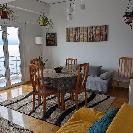 Luxurious Sea View Apartment พีเรียส ภายนอก รูปภาพ